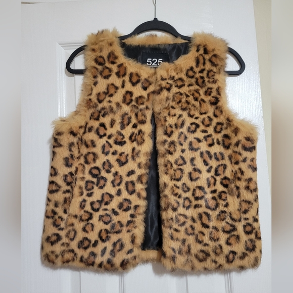 525 America Fur Vest - Picture 1 of 4